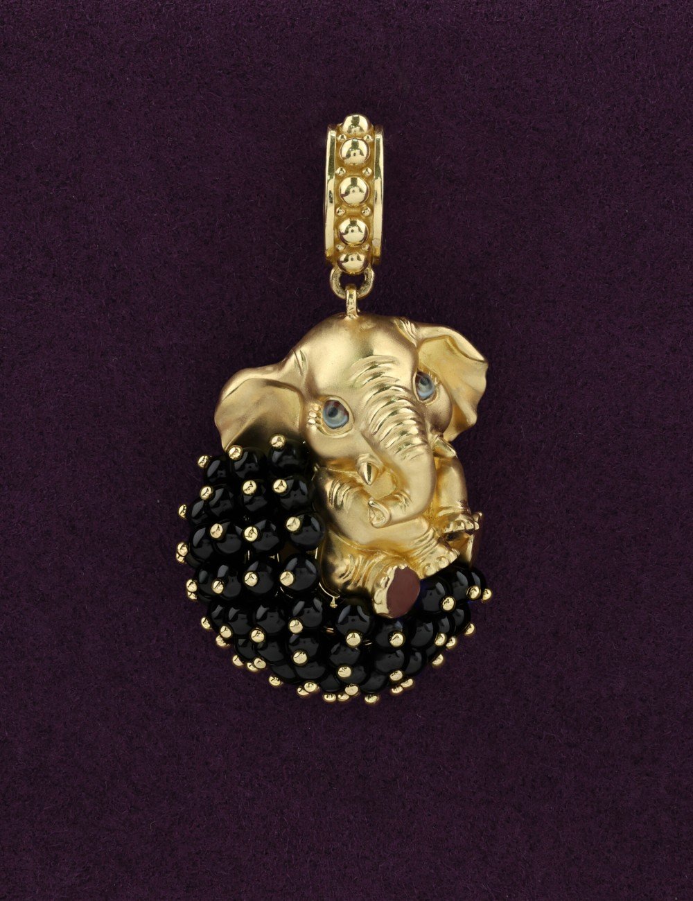 Подвеска из лимонного золота c эмалью и ониксом