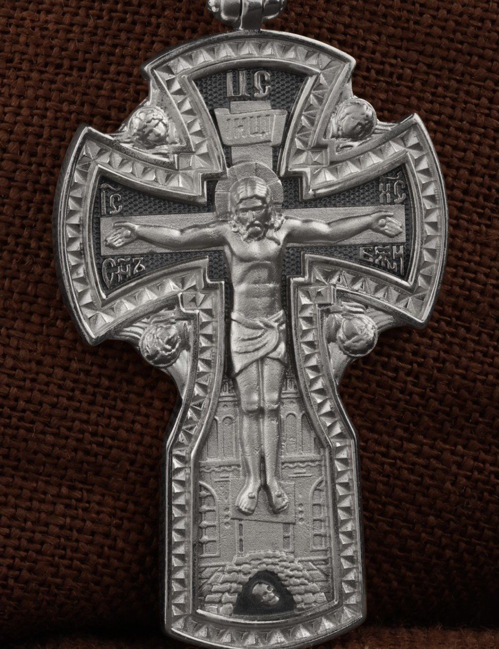 Крест из белого золота