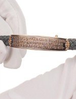 Браслет из золота c кожаным шнурком