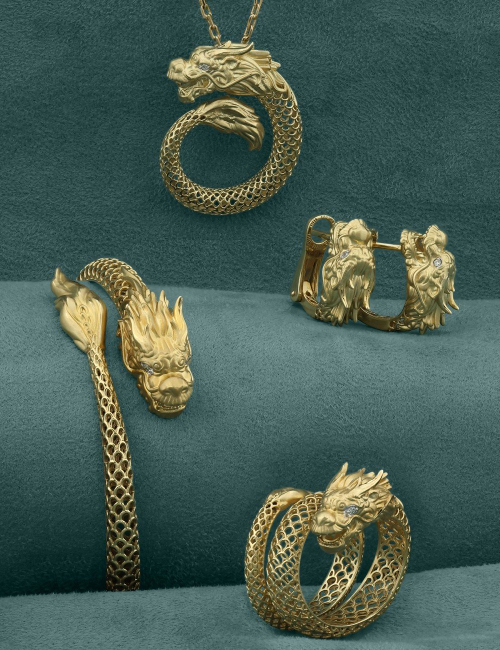 Подвеска из лимонного золота c бриллиантами