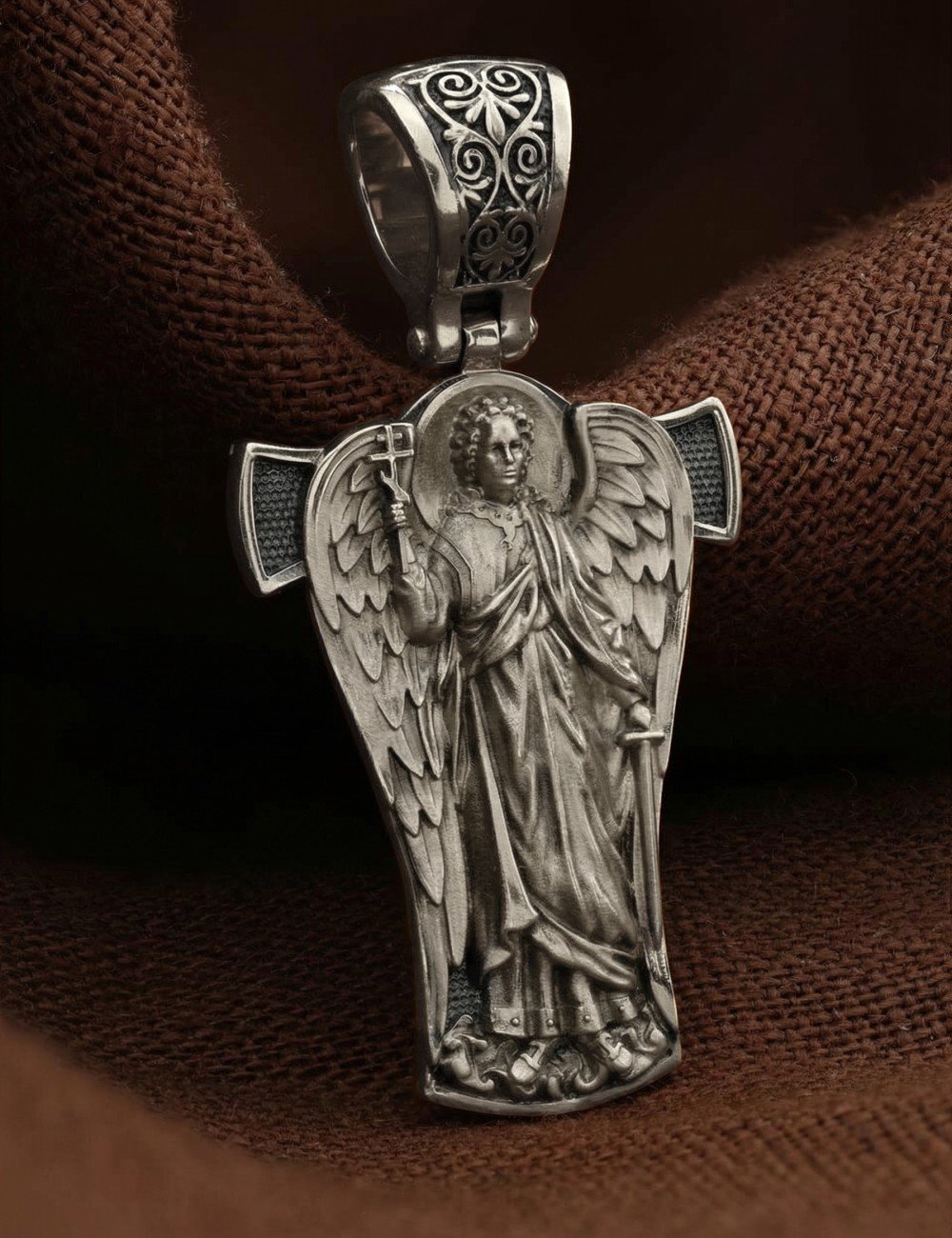 Крест из белого золота