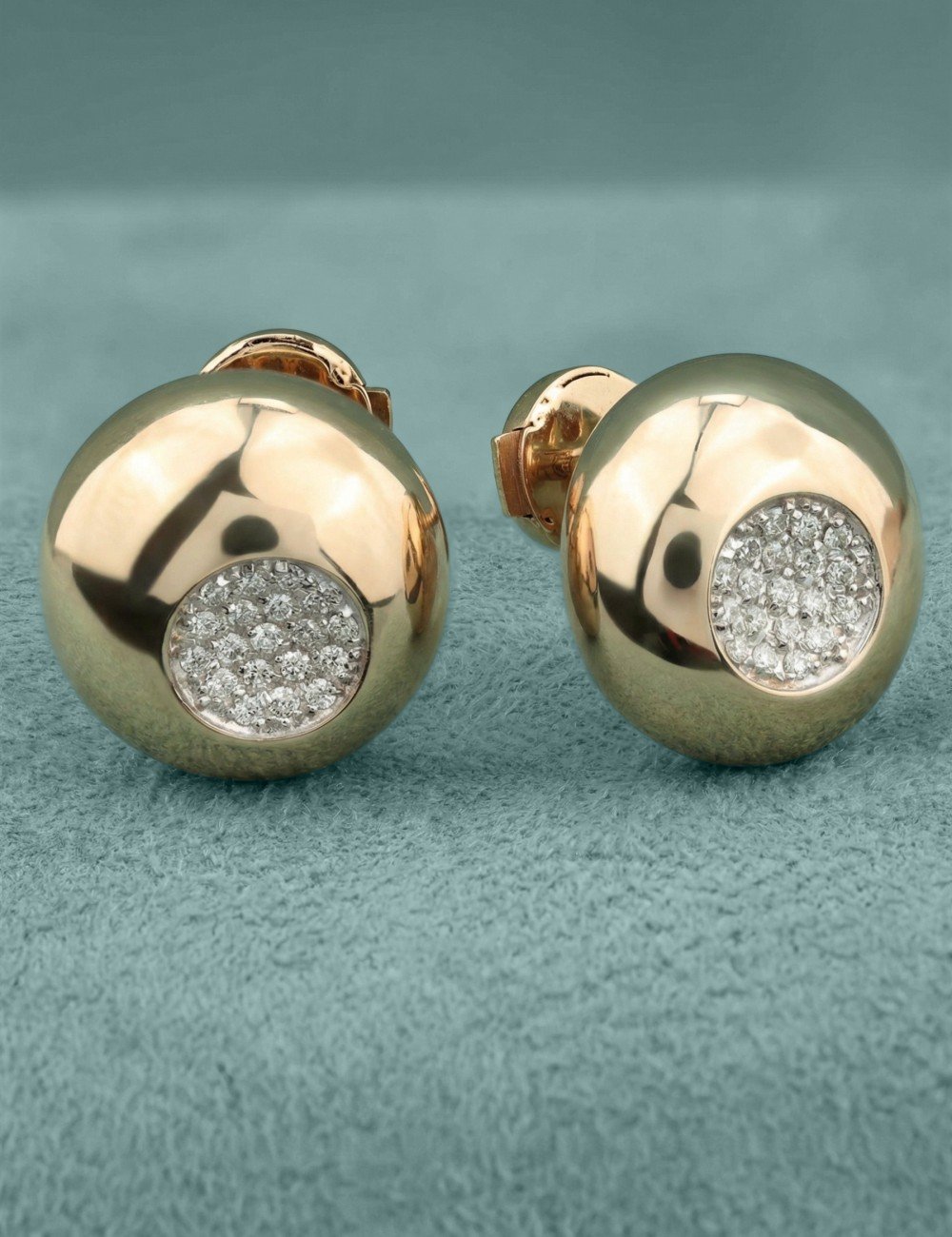 Серьги из золота c бриллиантами