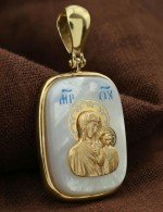 Образок из лимонного золота c эмалью и перламутром