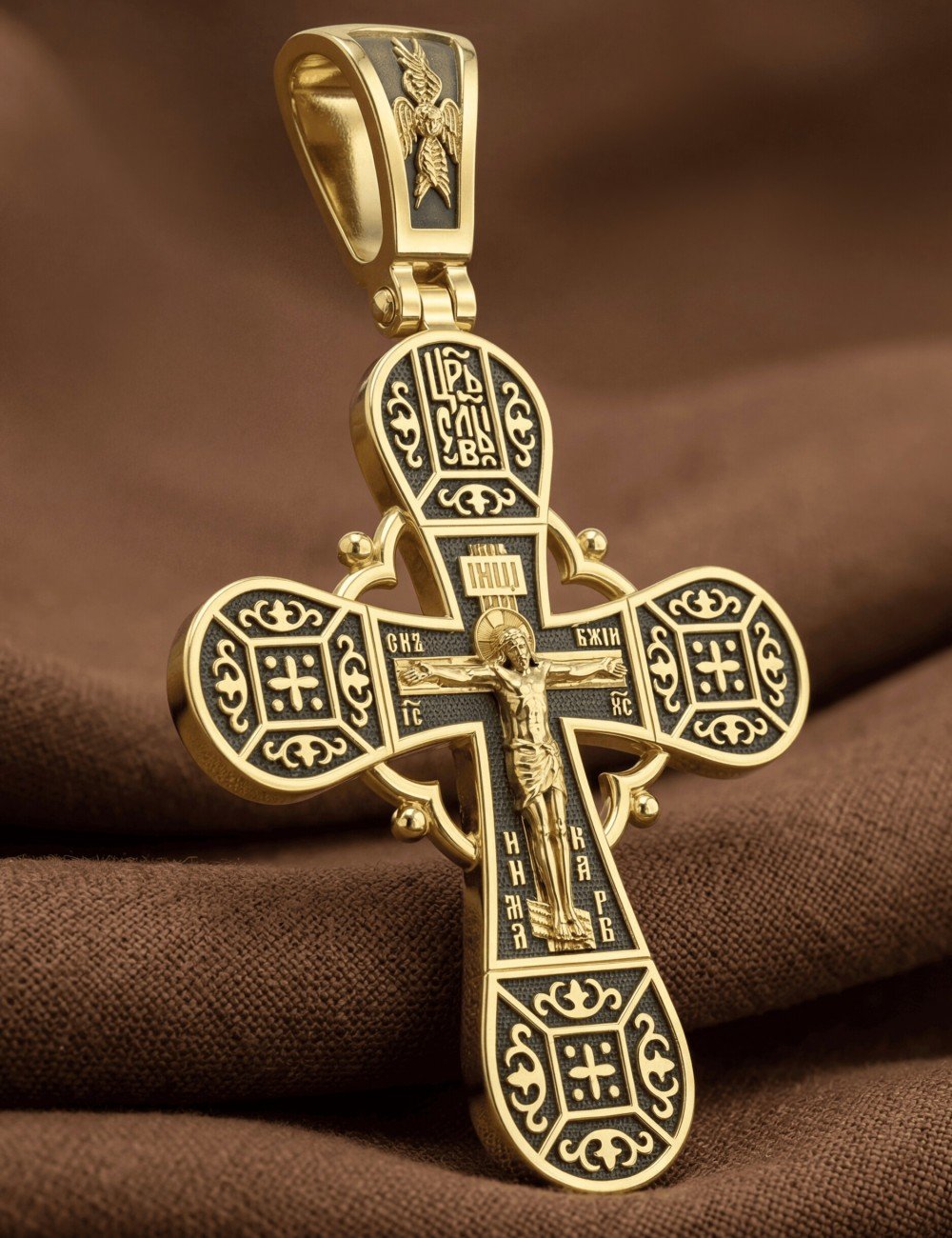 Крест из лимонного золота