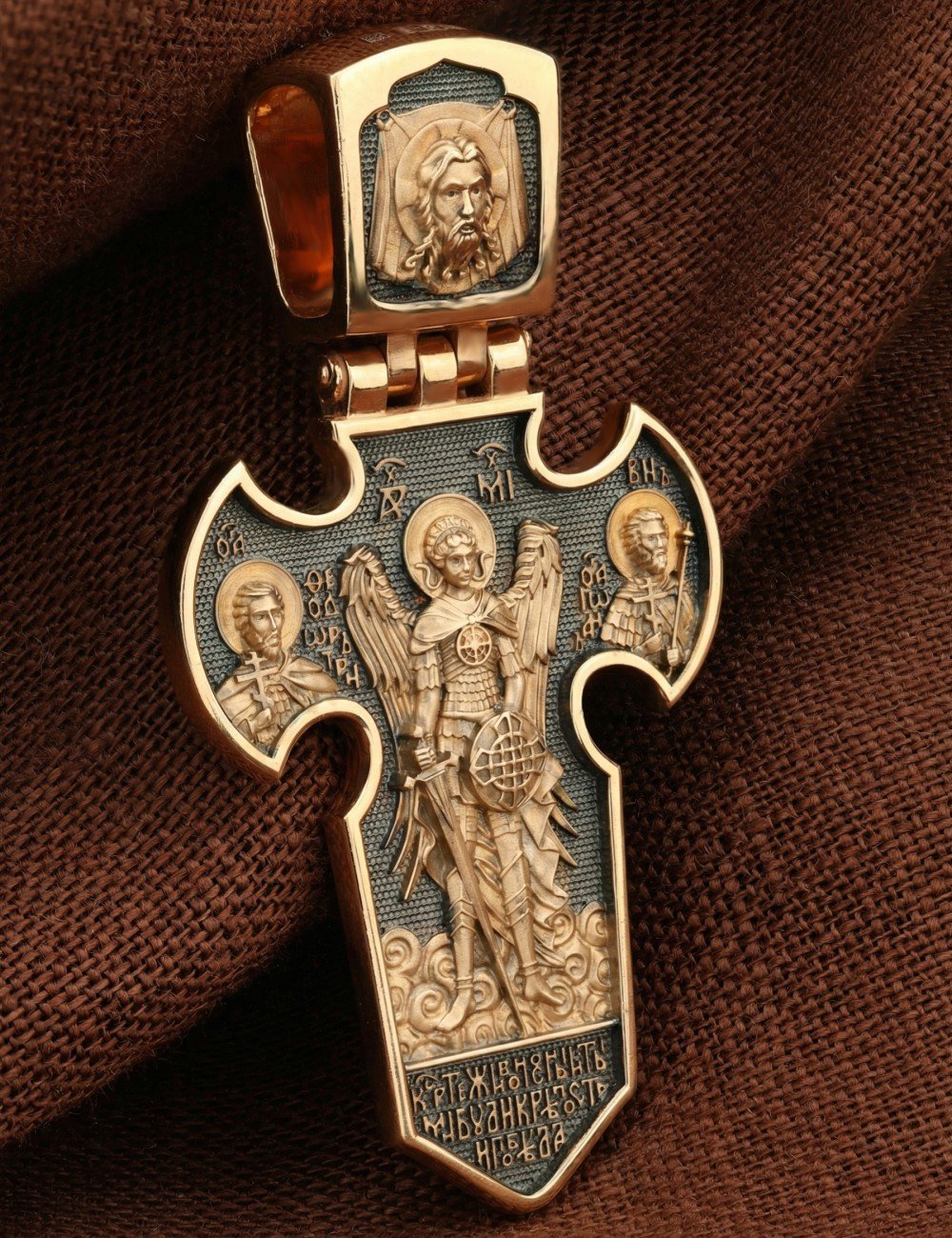 Крест из золота