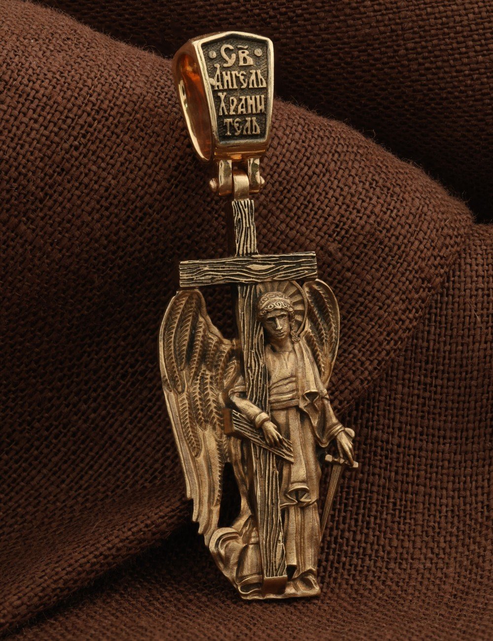 Крест из золота