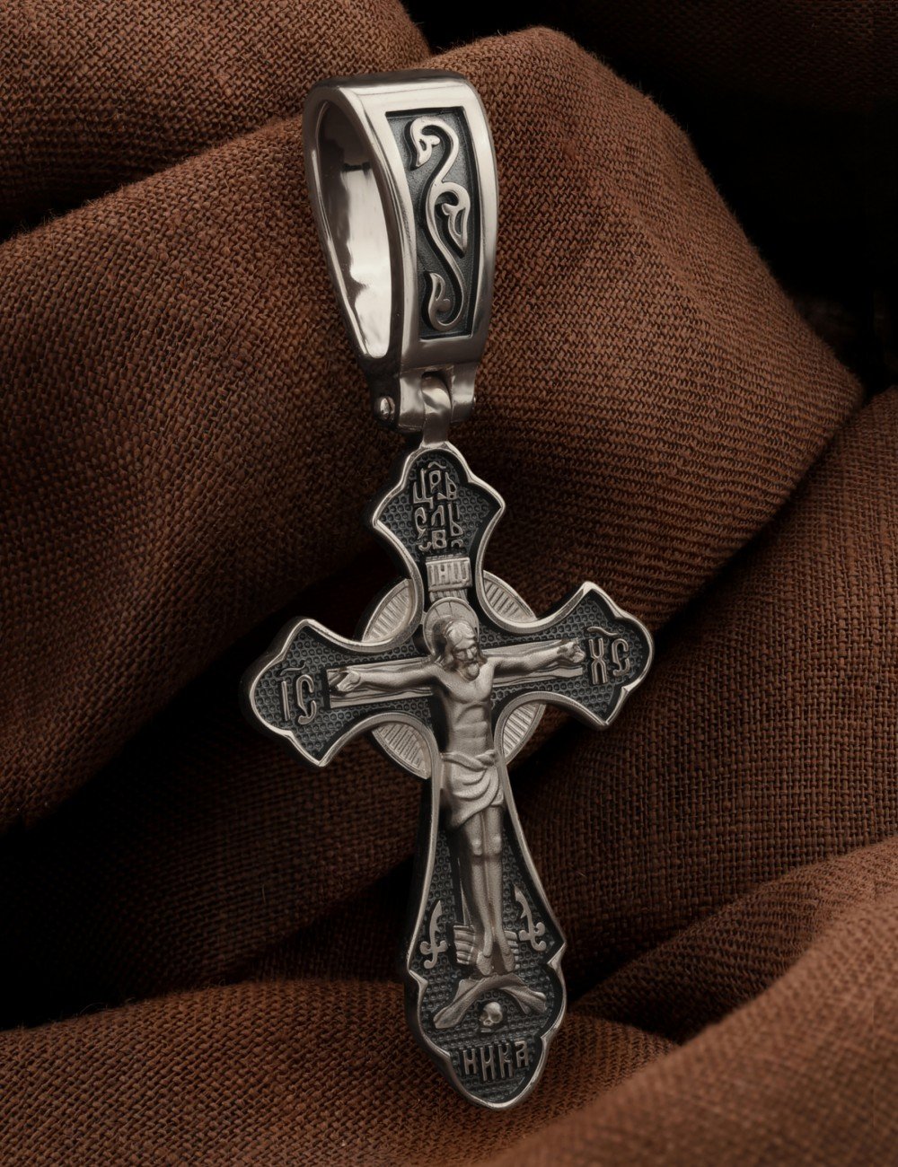 Крест из белого золота