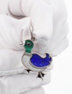 Подвеска из белого золота c эмалью, лазуритом, малахитом и перламутром