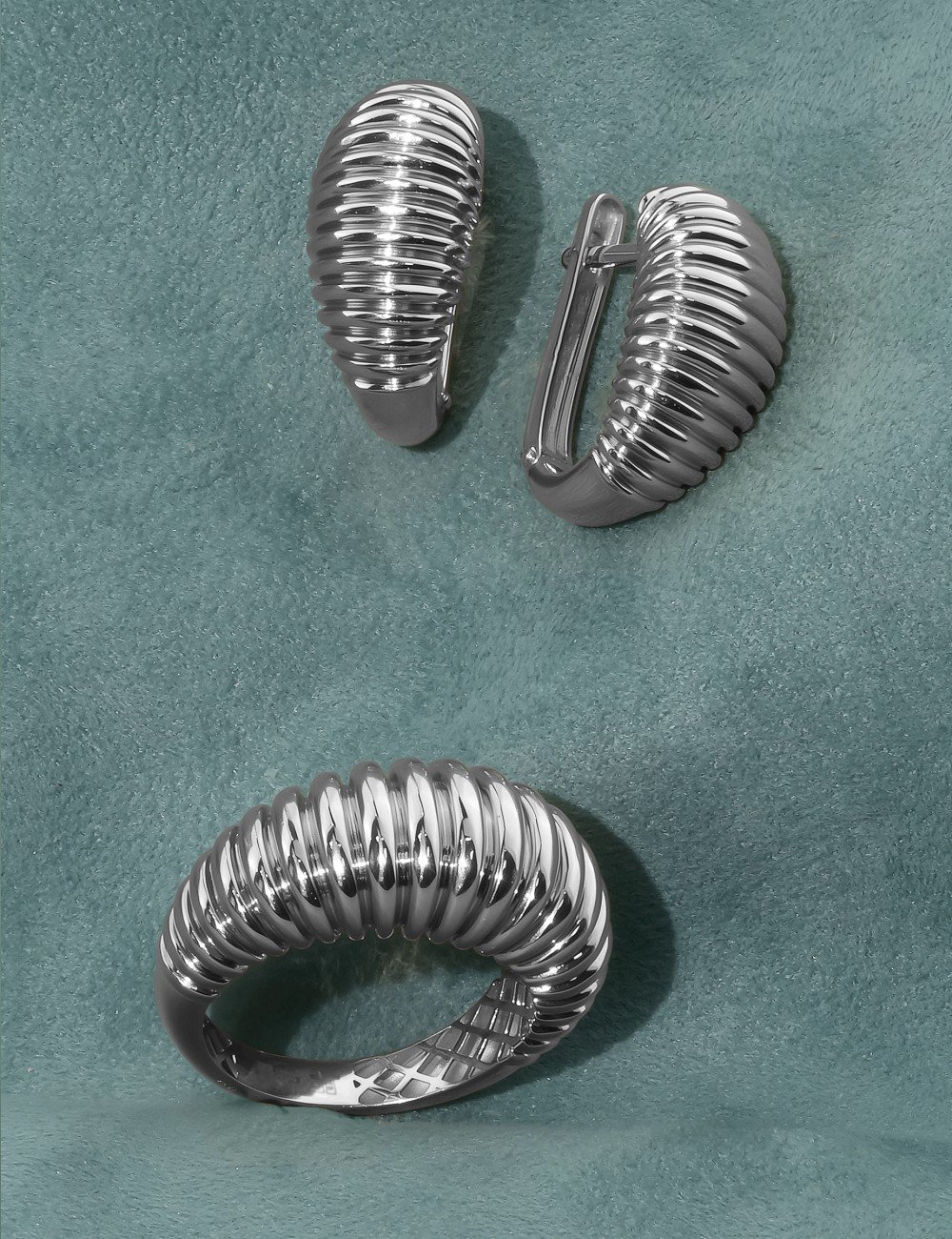 Серьги из белого золота