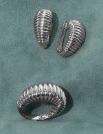 Серьги из белого золота