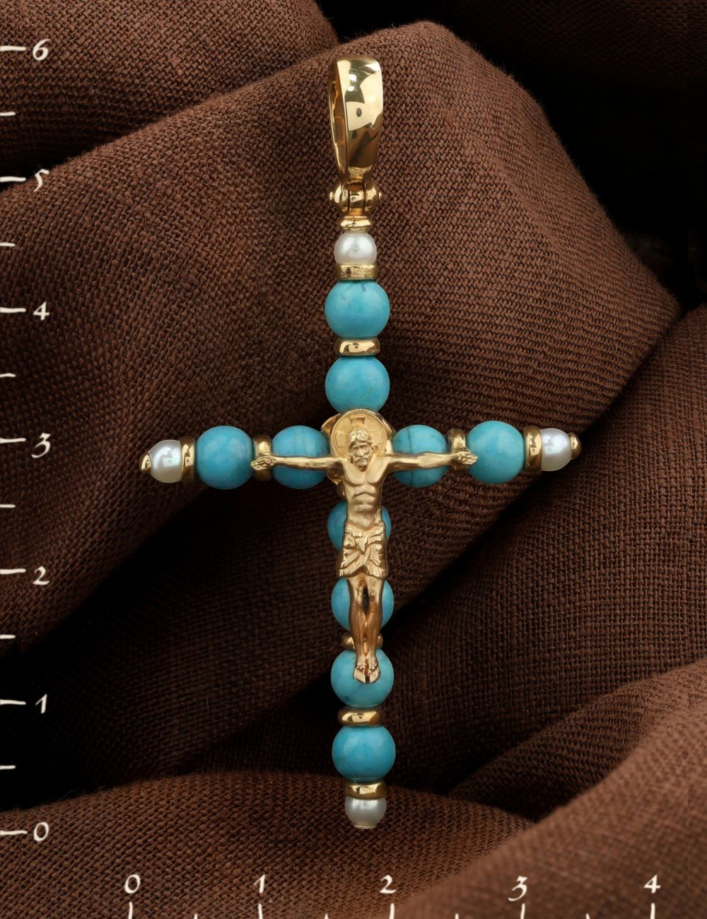 Крест из лимонного золота c жемчугом и бирюзой