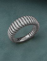 Кольцо из белого золота