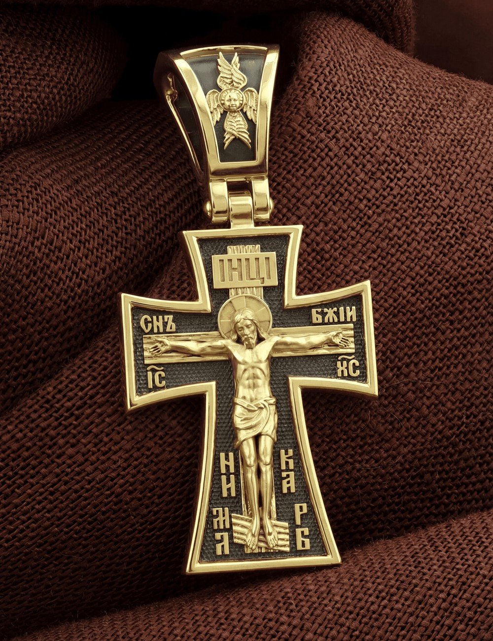 Крест из лимонного золота