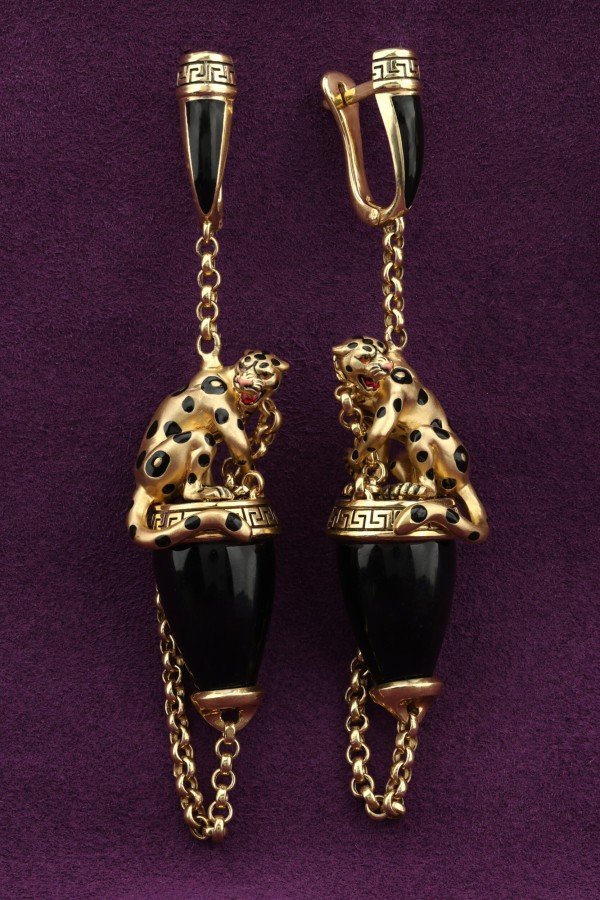 Серьги из лимонного золота c эмалью и ониксом