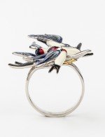 Кольцо из белого золота c эмалью