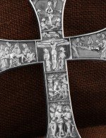 Крест из белого золота