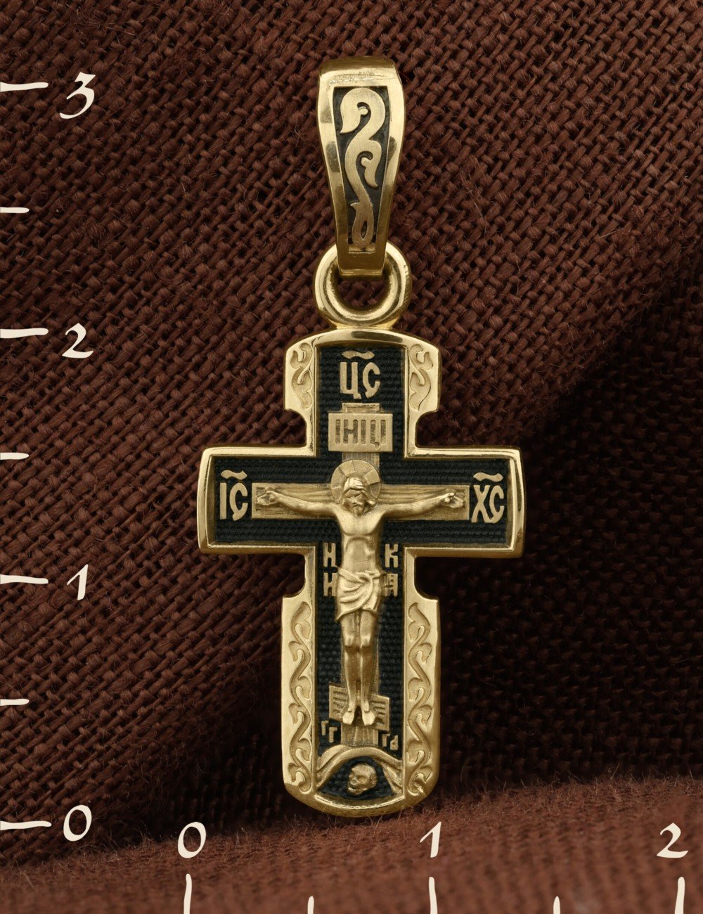 Крест из лимонного золота