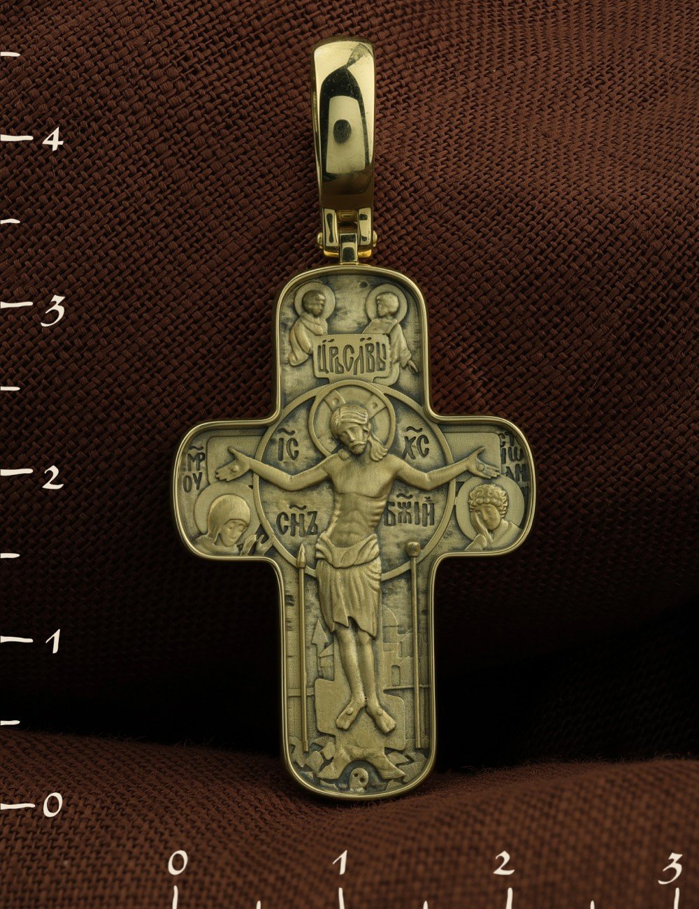 Крест из зелёного золота