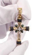 Крест из лимонного золота c ониксом и малахитом