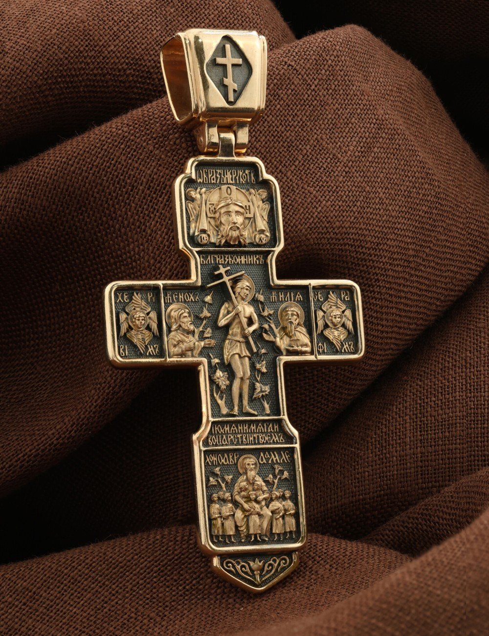 Крест из золота