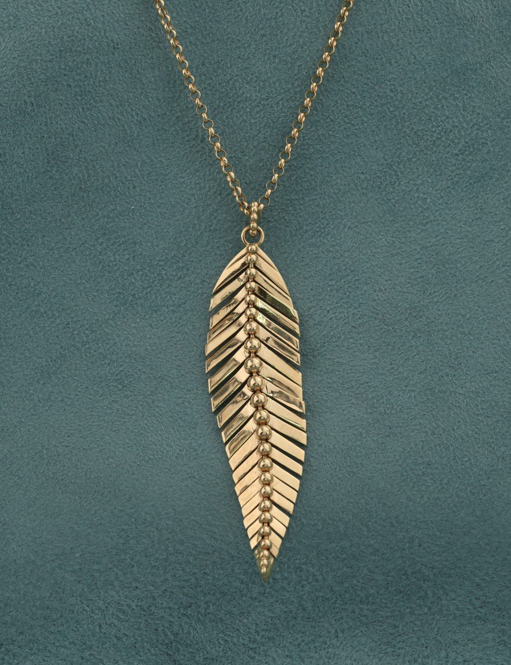 Колье из золота