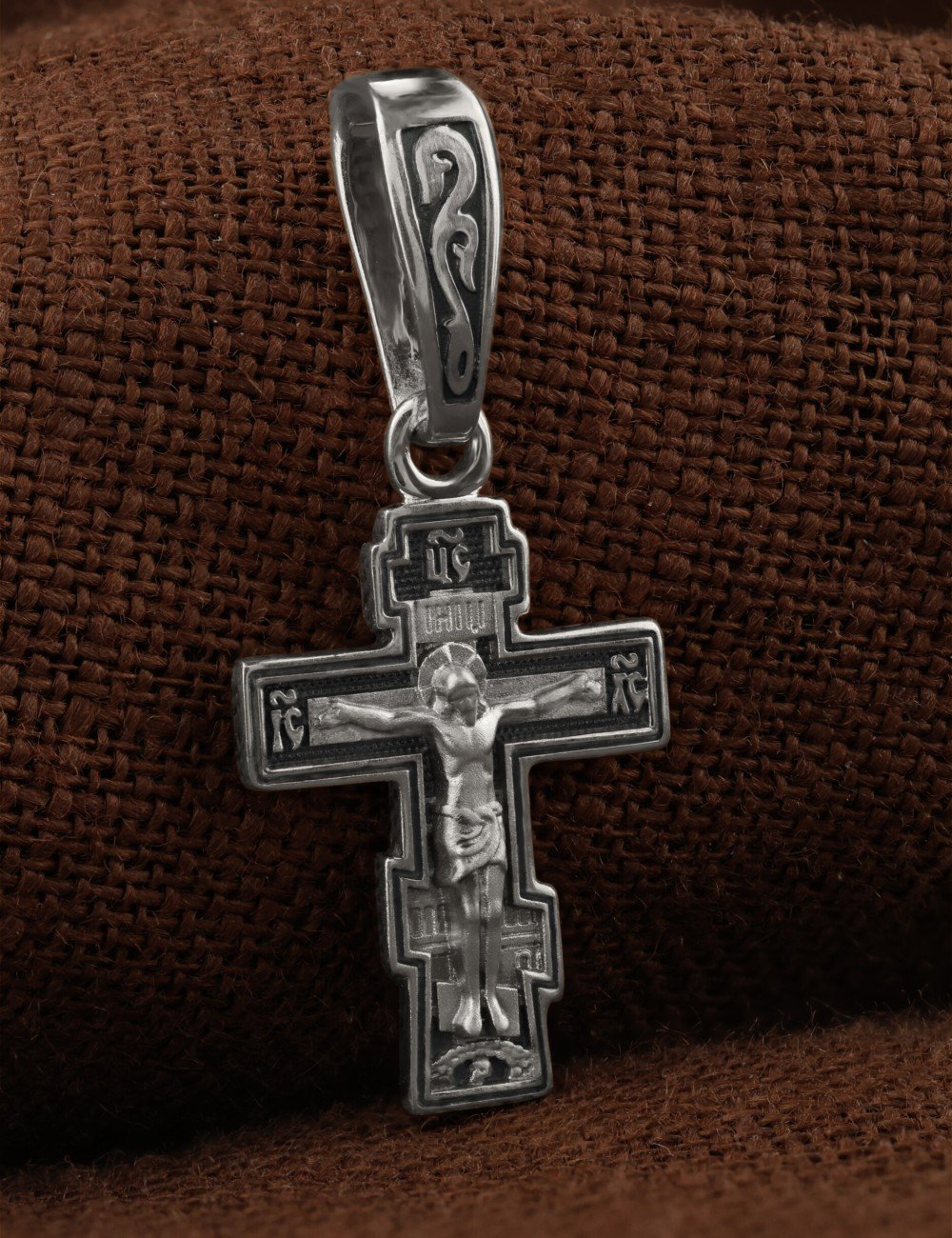 Крест из белого золота