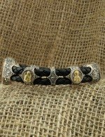 Браслет из серебра и золота c кожаным шнурком и ониксом