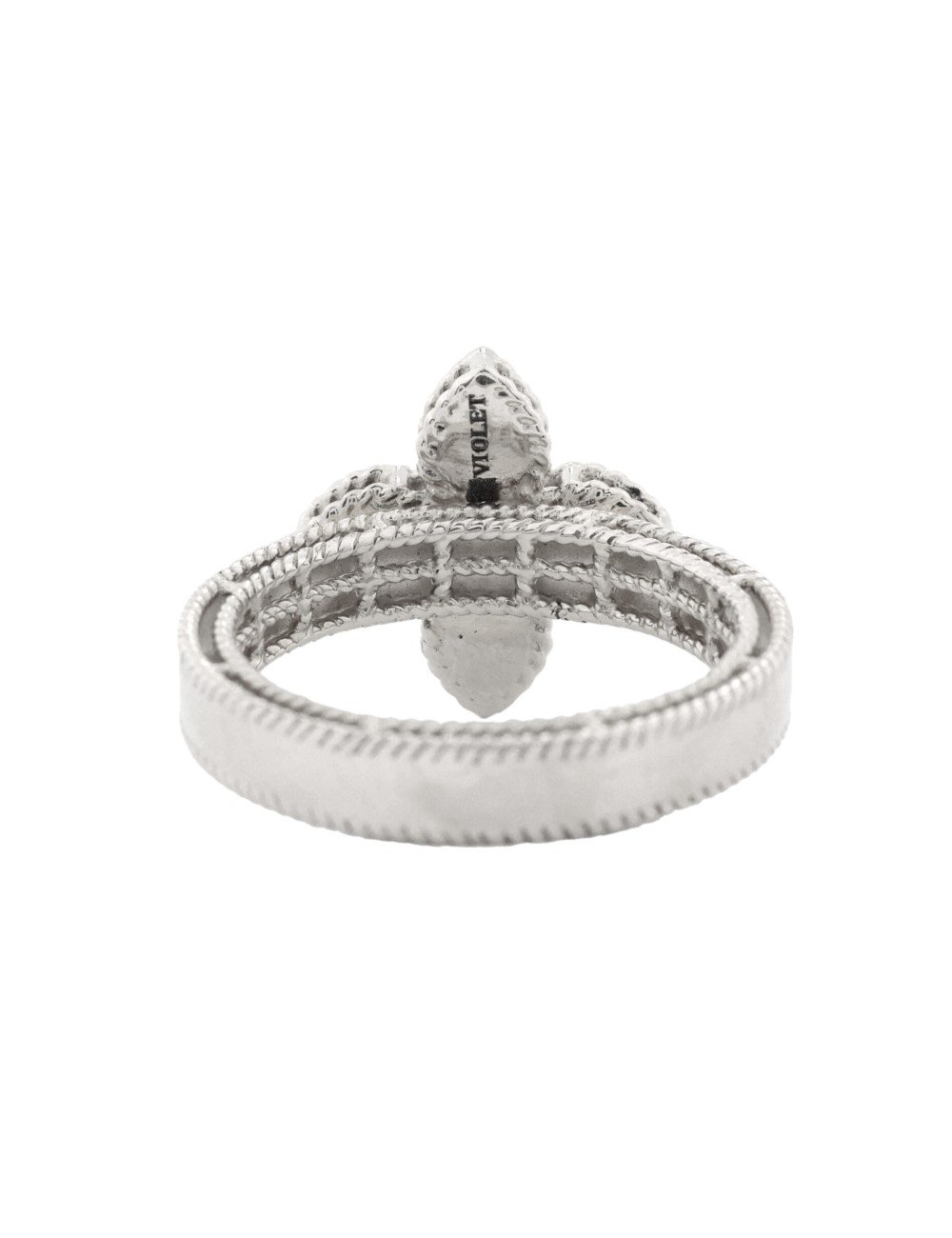 Кольцо из белого золота c бриллиантами и ониксом