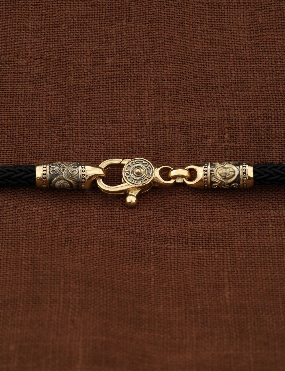 Шнурок шёлковый из лимонного золота 585 пробы c шёлковым шнурком