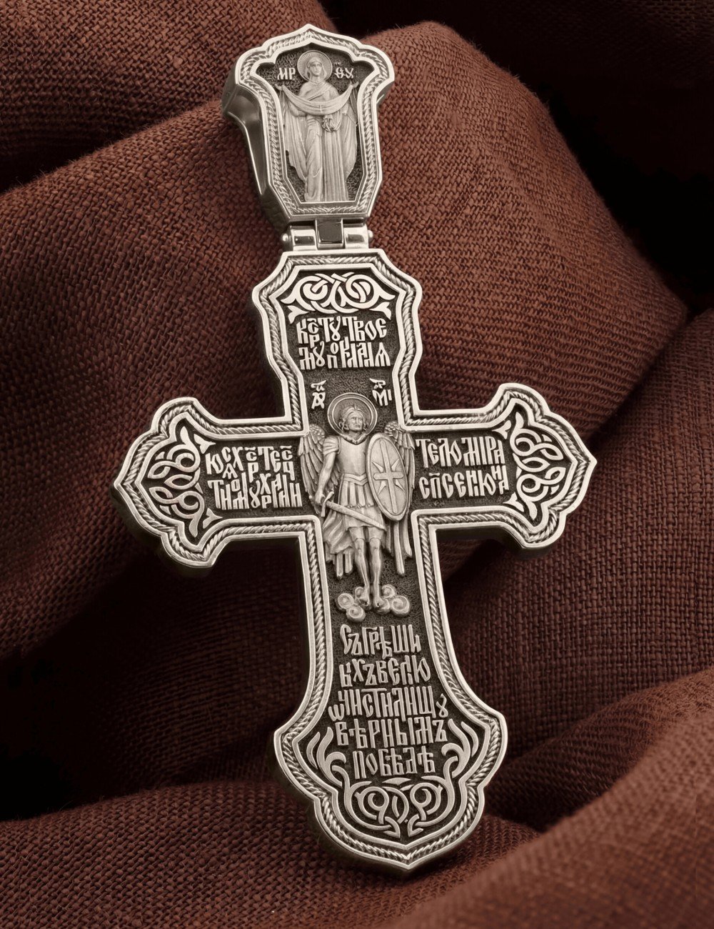 Крест из белого золота