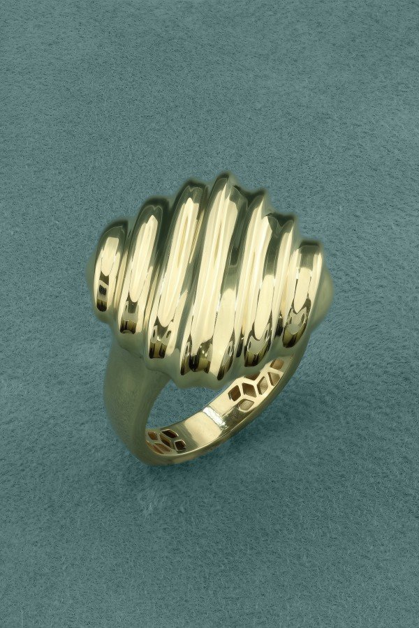 Кольцо из лимонного золота