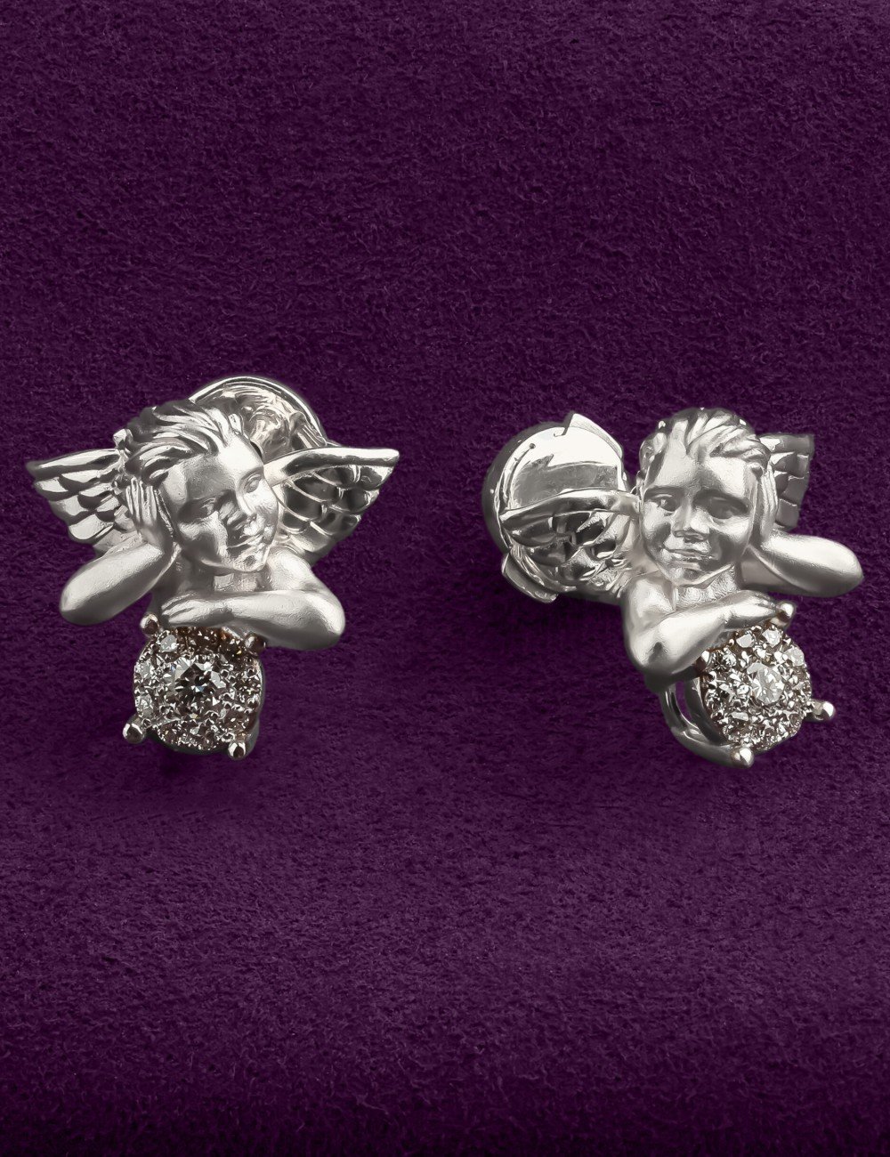 Серьги из белого золота c бриллиантами