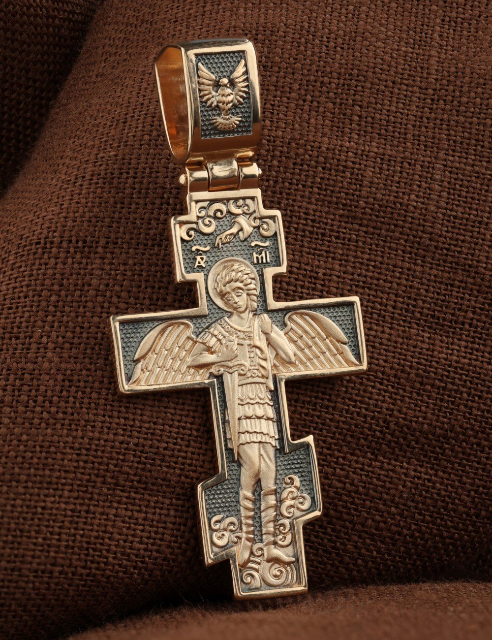 Крест из золота