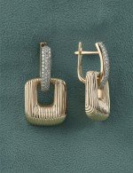 Серьги из золота c бриллиантами