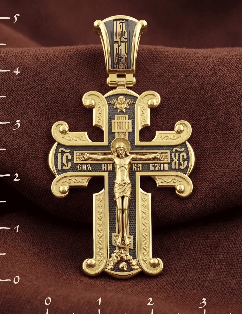 Крест из лимонного золота