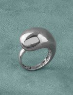 Кольцо из белого золота