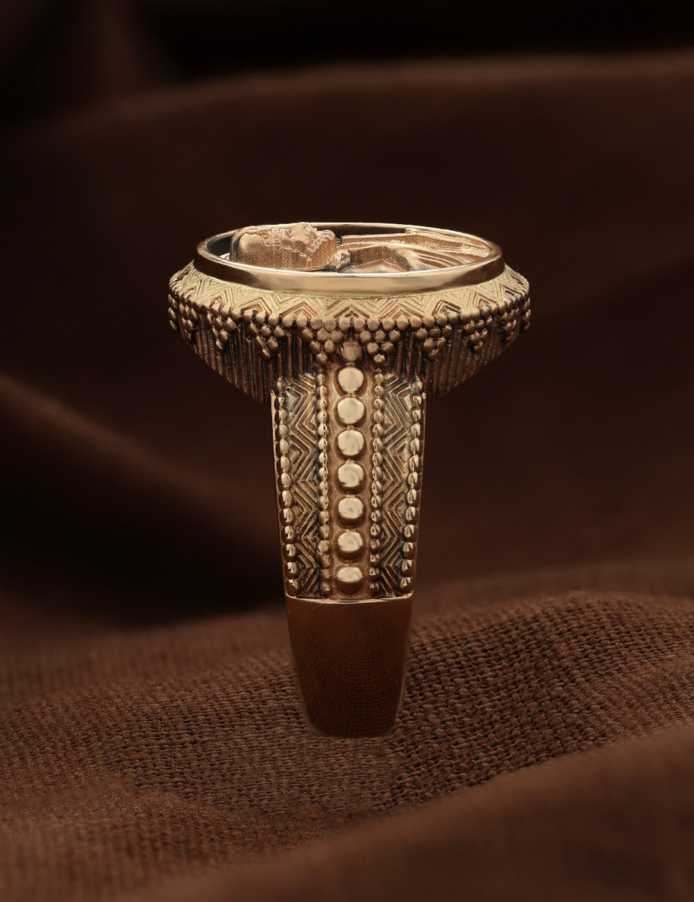 Кольцо из золота