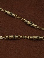 Цепь из лимонного золота c эмалью и эбеновым деревом