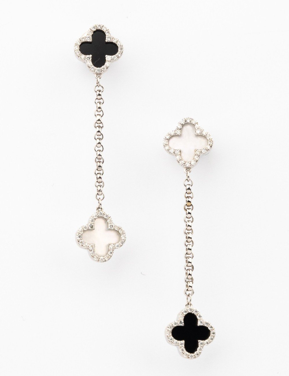 Серьги из белого золота c бриллиантами, ониксом и перламутром