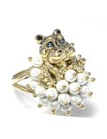 Кольцо из лимонного золота c эмалью и жемчугом