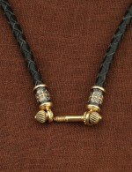 Гайтан из лимонного золота c кожаным шнурком