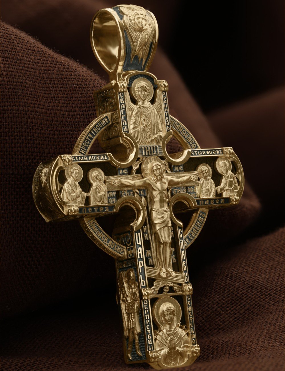 Крест из лимонного золота c эбеновым деревом