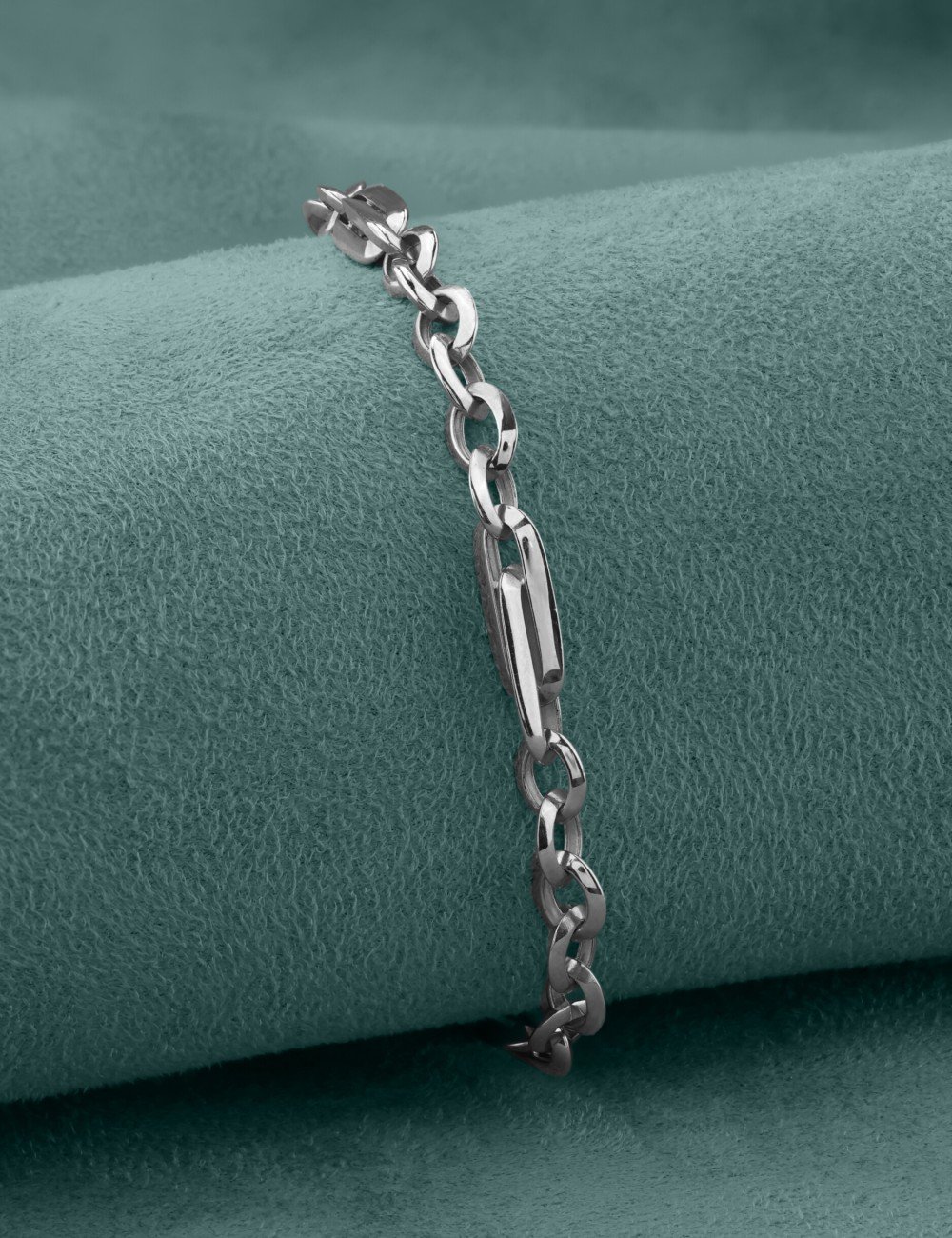 Браслет из белого золота