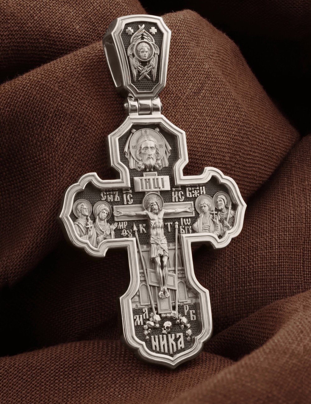 Крест из белого золота