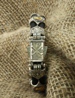 Браслет из серебра и золота c ониксом и шёлковым шнурком