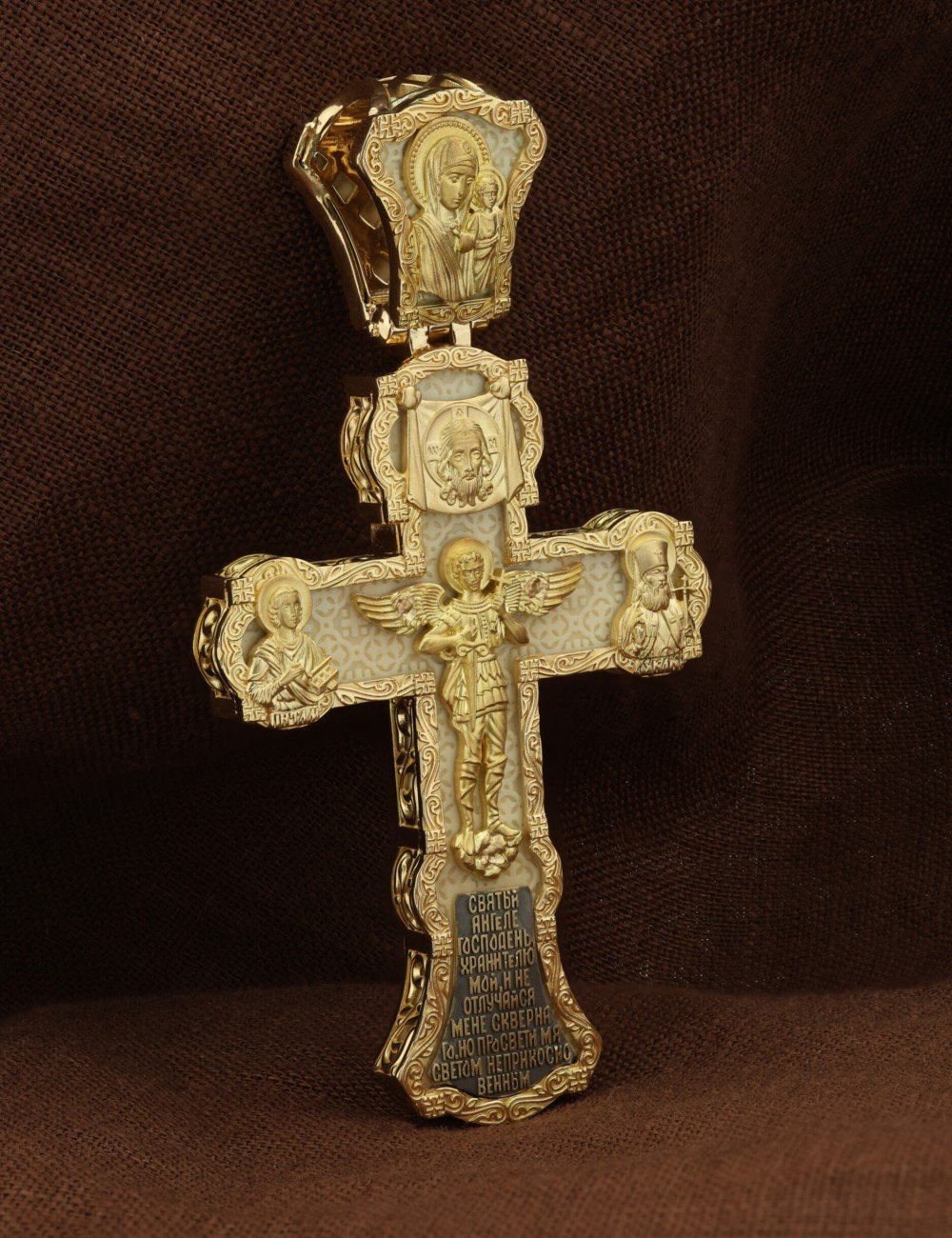 Крест из лимонного золота c бивнем мамонта