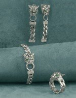 Браслет из белого золота c бриллиантами и изумрудом