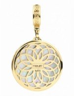 Подвеска из лимонного золота c перламутром