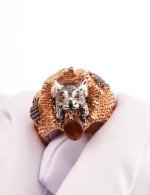 Кольцо из золота c эмалью и янтарём