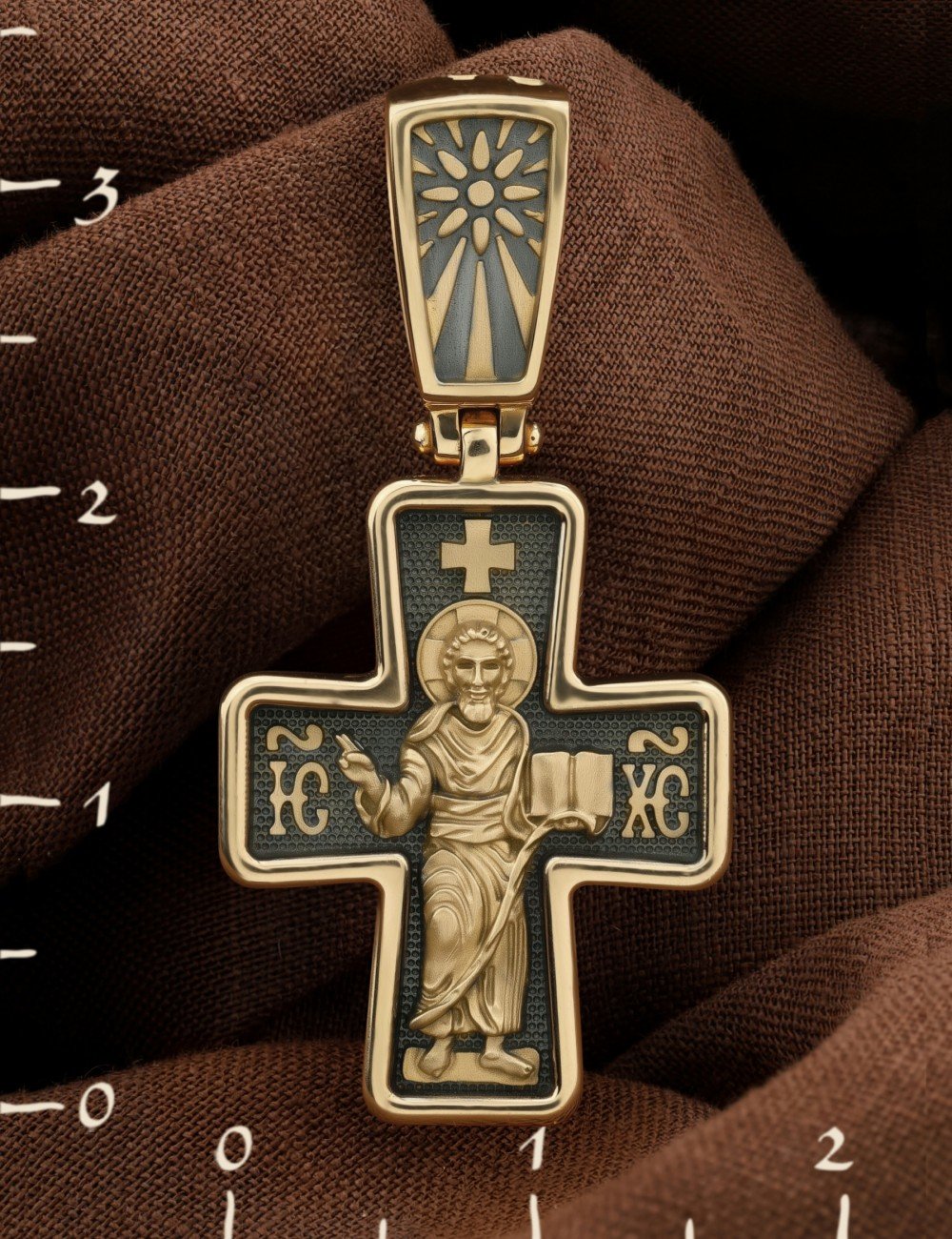 Крест из лимонного золота